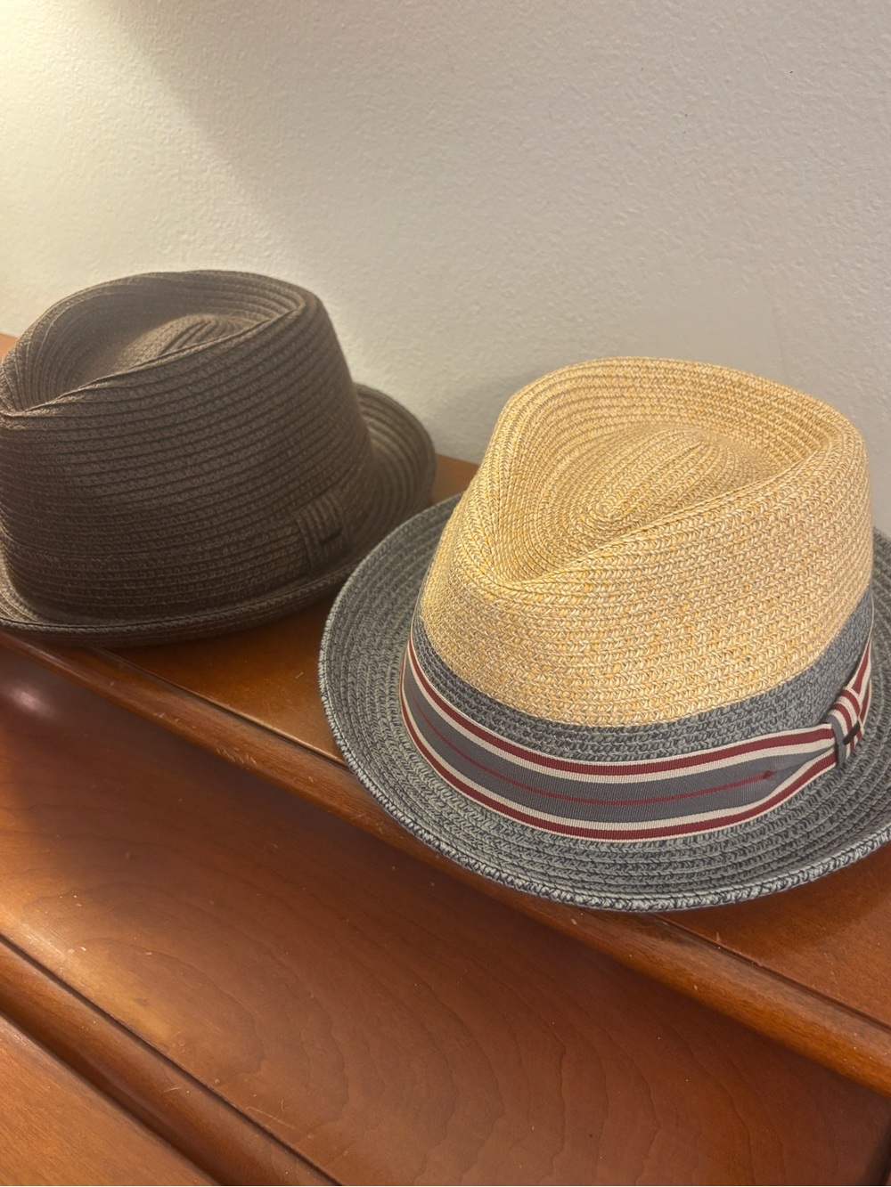 Bailey 1922 Rokit + Billy Fedora Hats Medium Like New Straw Braid Set of 2